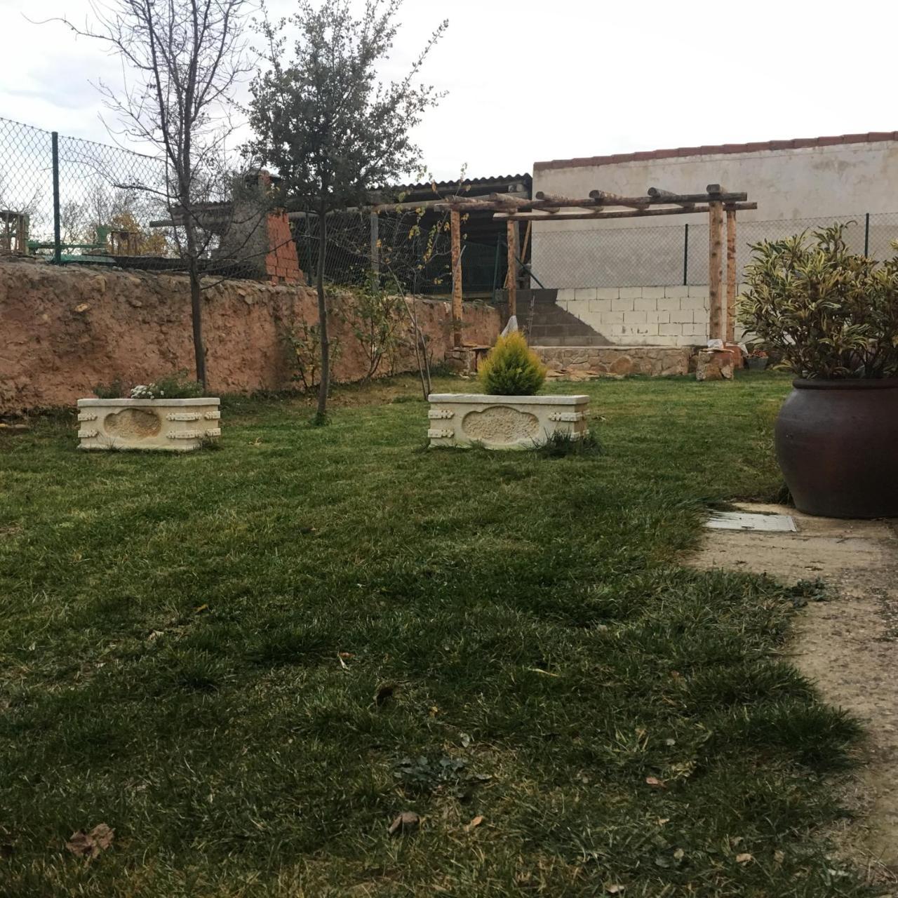 Pensjonat La Casa Del Cartero Pablo Saldana de Ayllon Zewnętrze zdjęcie